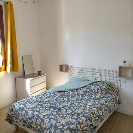 Refurbished And Free Parking Perpignan